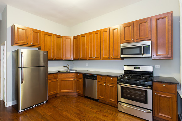 1471Erie_Apt1-6244